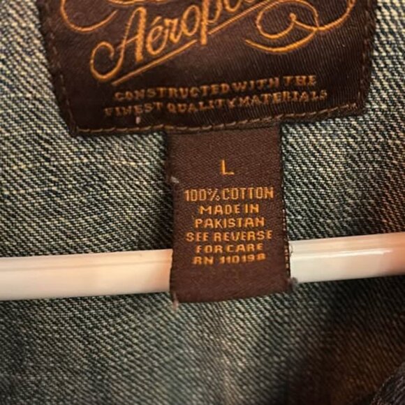 Aeropostale Women's Denim Jacket - Classic Blue Wash - Size L - Picture 2 of 5